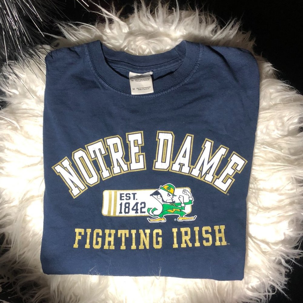 Notre Dame Fighting Irish Collegiate Long Sleeve Tee - Men's Size Medium